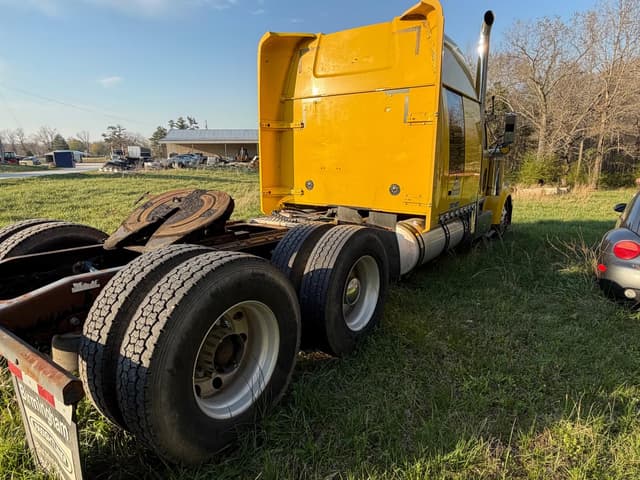Image of Western Star 4900 equipment image 4