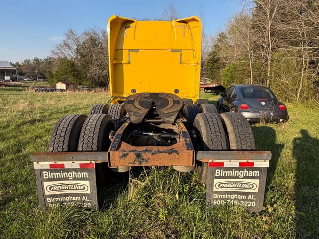 Image of Western Star 4900 equipment image 3