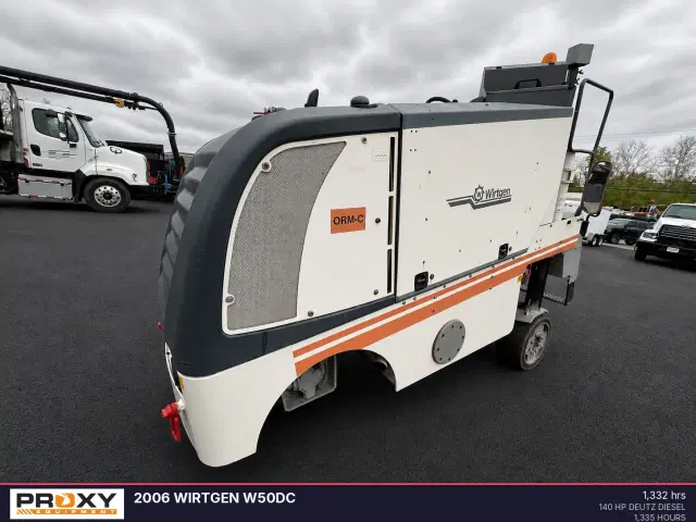 Image of Wirtgen W50DC equipment image 3