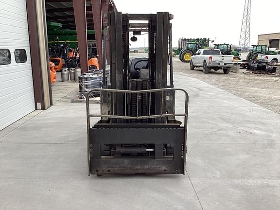 Image of Yale CL100MFNSAE085 equipment image 2