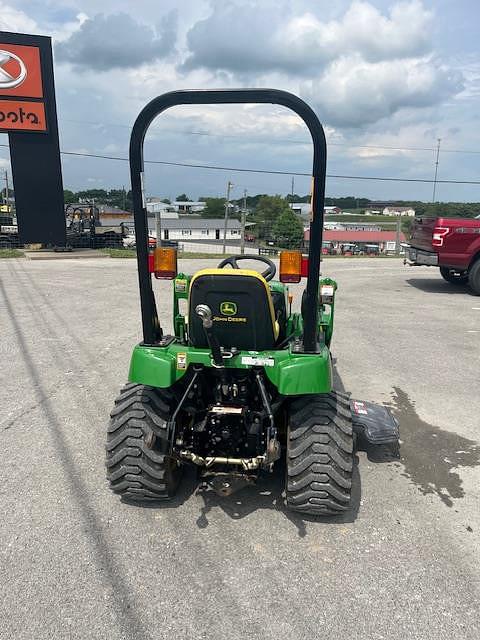 Image of John Deere 2305 equipment image 2