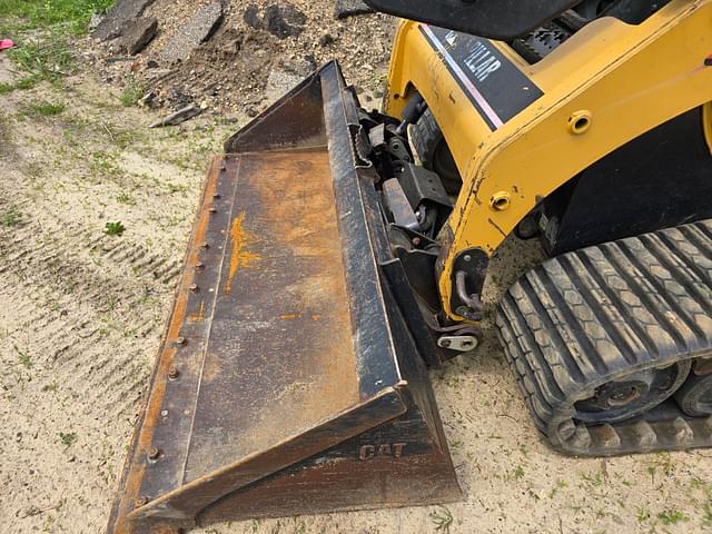 Image of Caterpillar 247B equipment image 3