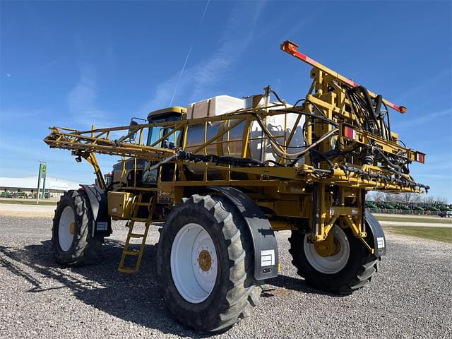 Image of Ag-Chem RoGator 1286C equipment image 3