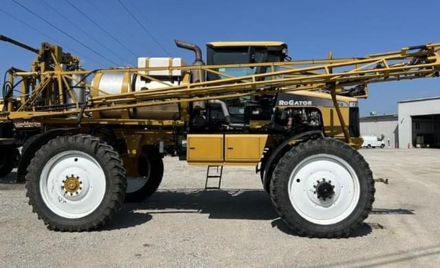 Image of Ag-Chem RoGator 874 equipment image 1