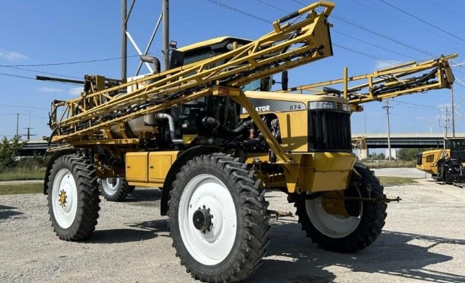 Image of Ag-Chem RoGator 874 Primary image