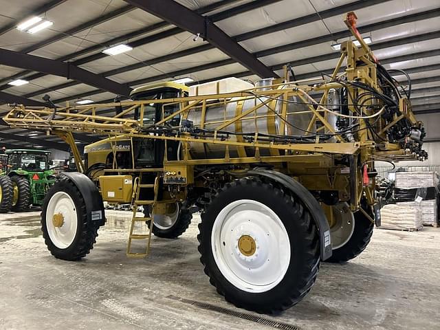 Image of Ag-Chem Rogator SS1074 equipment image 4