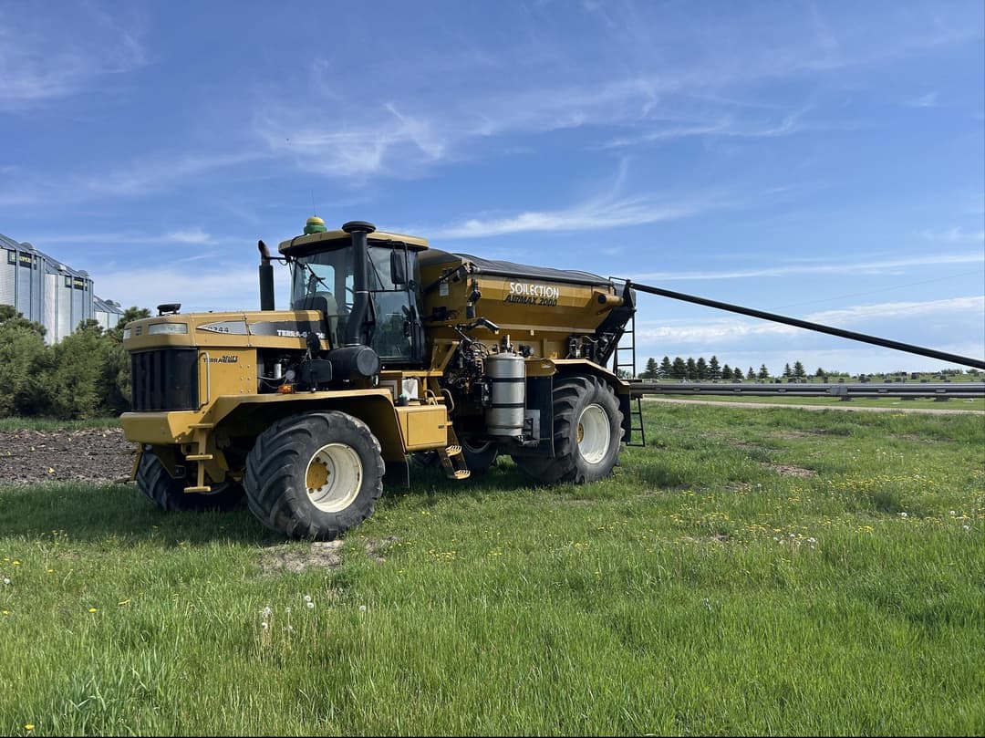 Image of Ag-Chem Terra-Gator 8244 Primary image