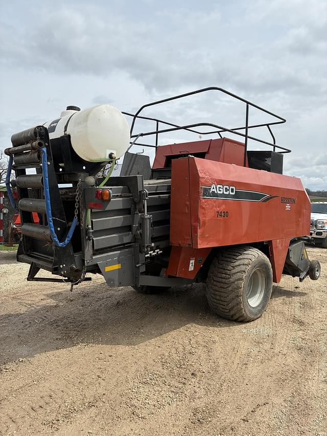 Image of AGCO 7430 equipment image 3