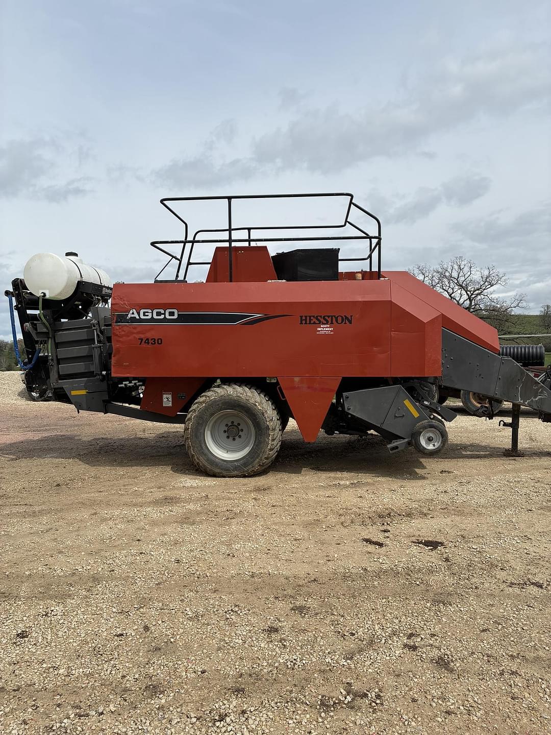Image of AGCO 7430 Primary image