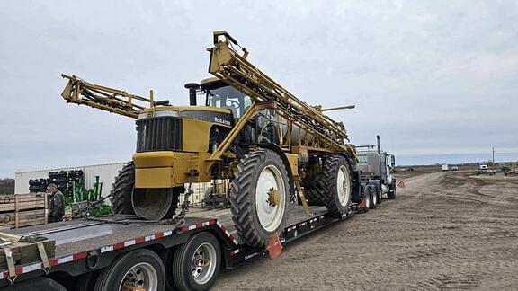 Image of AGCO ROGATOR 1074 Primary image