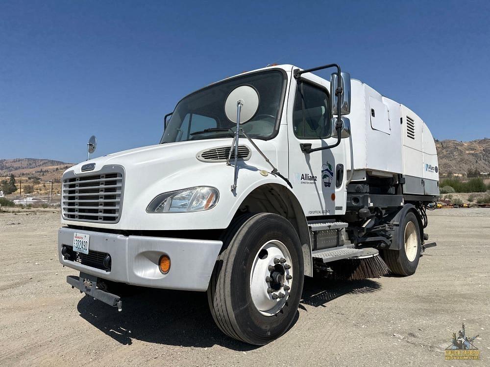 Image of Freightliner Business Class M2 Primary image