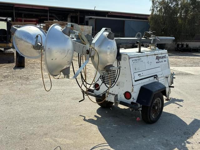 Image of Allmand NIght Lite Pro equipment image 2