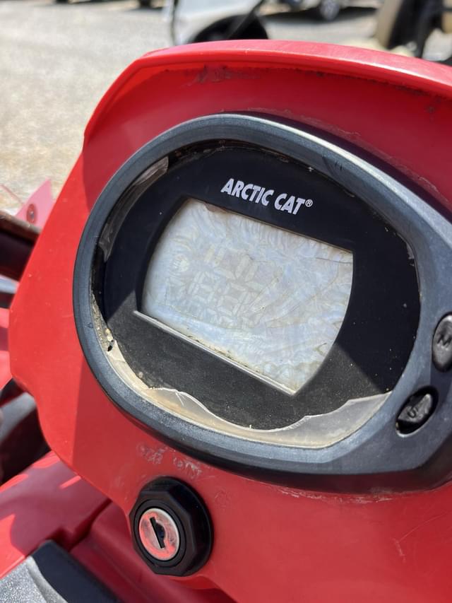 Image of Arctic Cat 400 equipment image 3