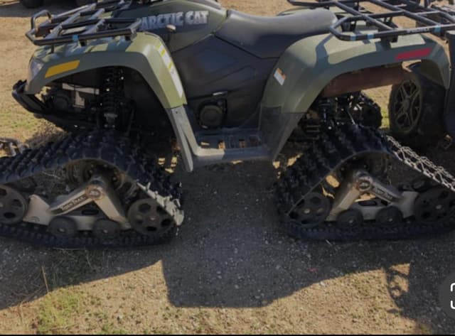 Image of Arctic Cat 700 equipment image 3