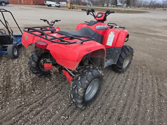 Image of Arctic Cat 700 equipment image 2