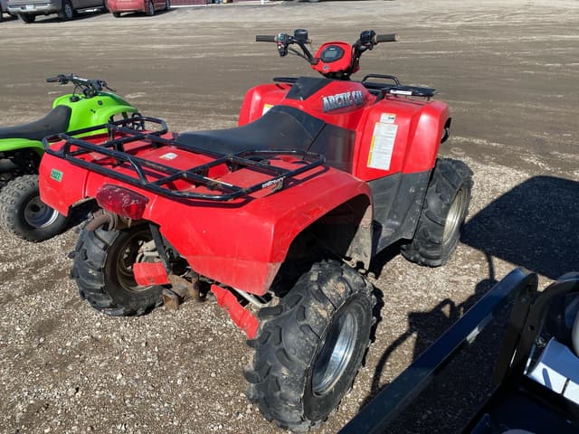 Image of Arctic Cat 700 equipment image 4