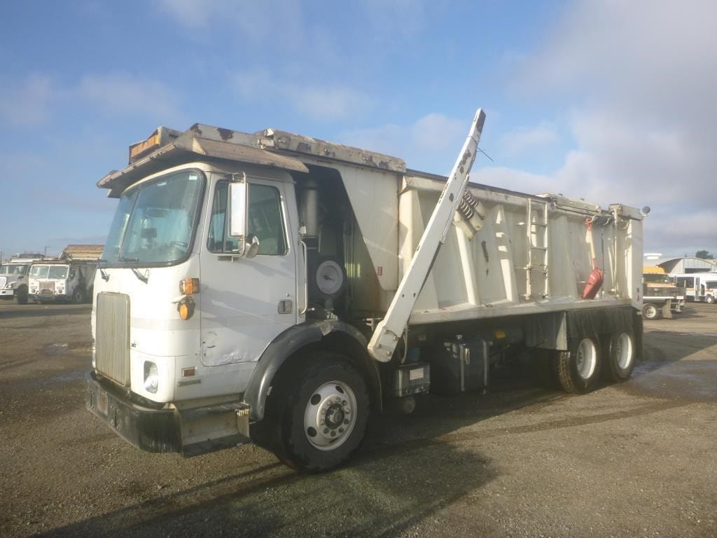 2007 Autocar Xpeditor Equipment Image0