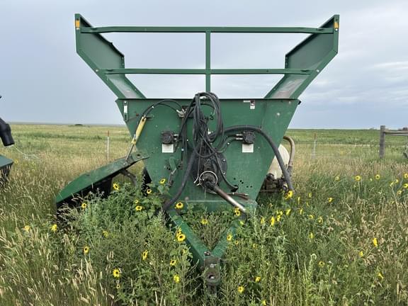 Image of Bale King Vortex 3100 equipment image 2