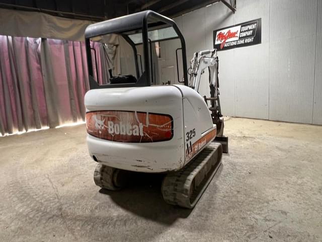 Image of Bobcat 325G equipment image 4