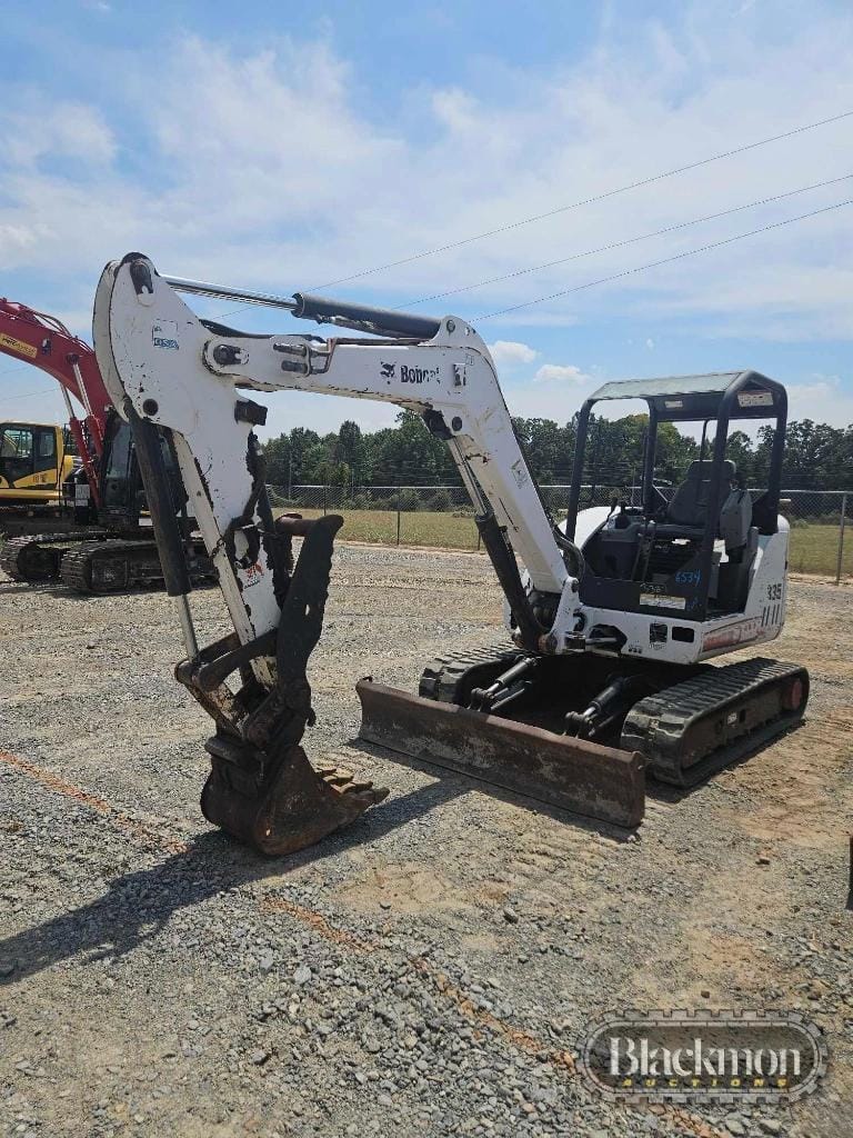 2007 Bobcat 335 Equipment Image0