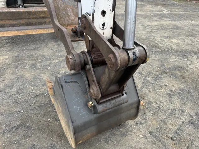 Image of Bobcat 337G equipment image 4