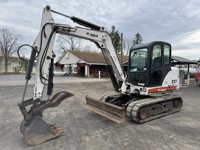 Image of Bobcat 337G equipment image 2