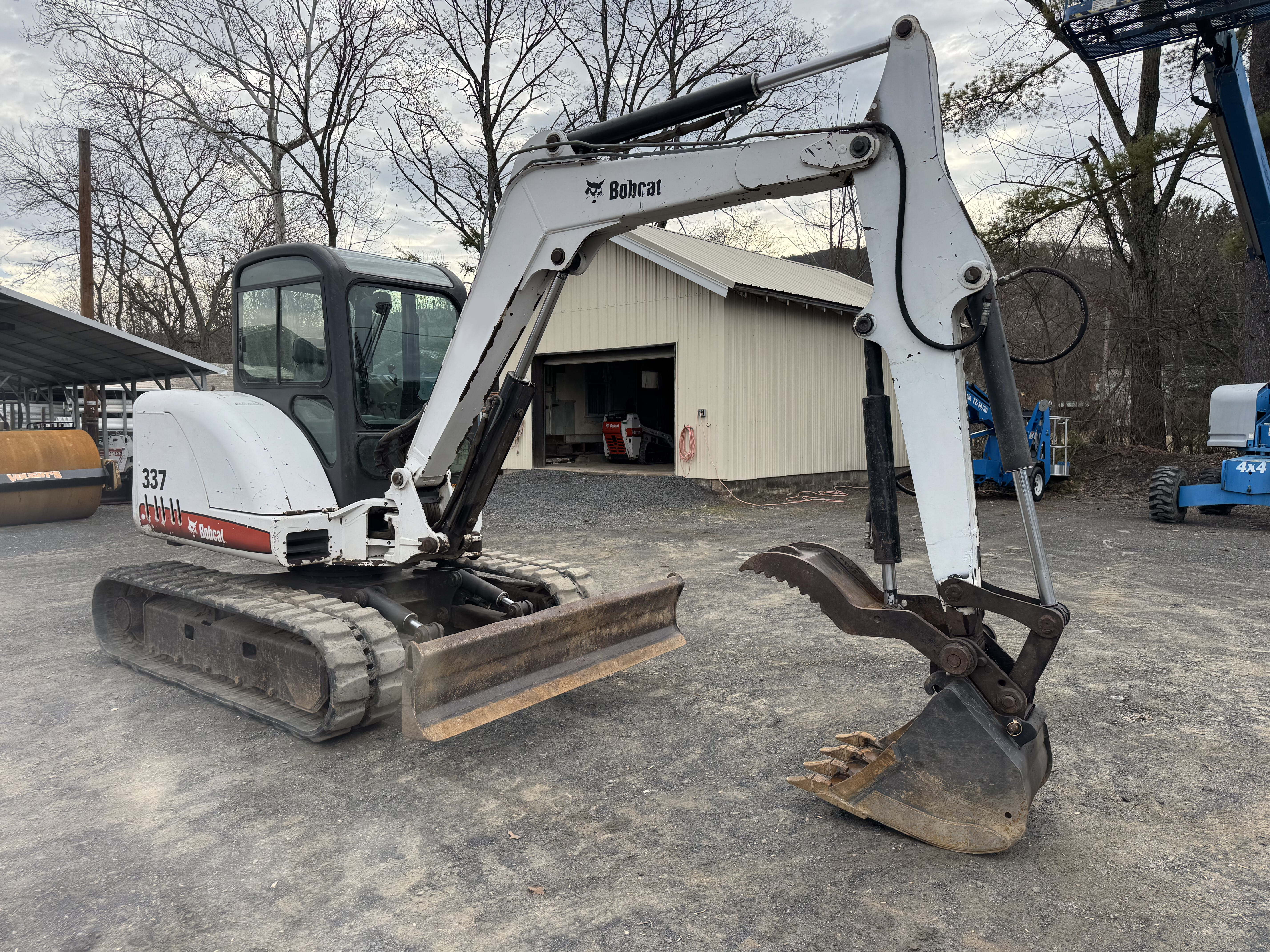 2007 Bobcat 337G Equipment Image0