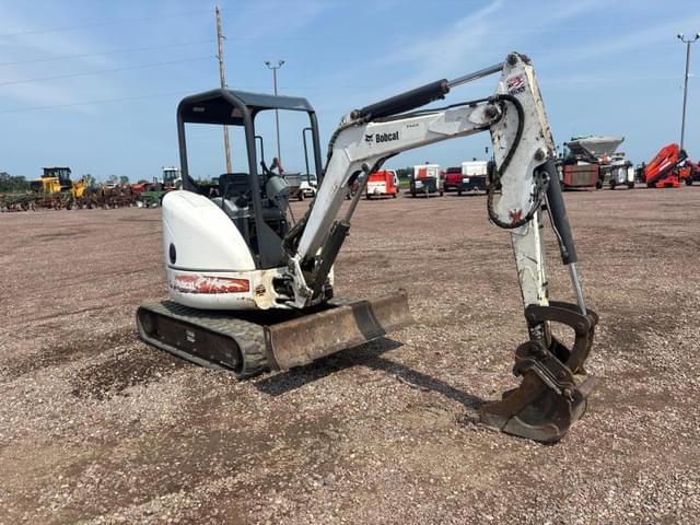 Image of Bobcat 425 equipment image 1