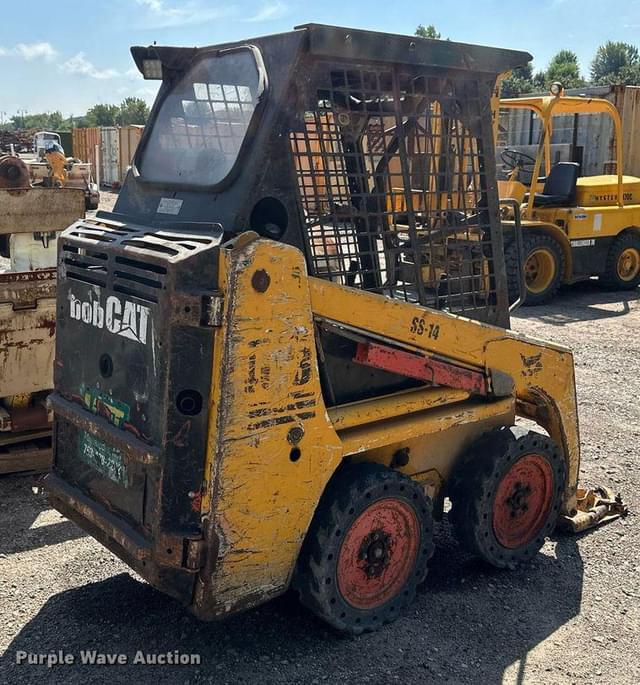 Image of Bobcat 463 equipment image 4