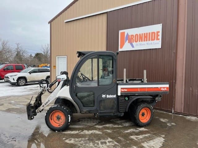 Image of Bobcat Toolcat 5600 equipment image 2