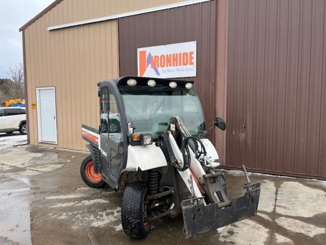 Image of Bobcat Toolcat 5600 equipment image 3