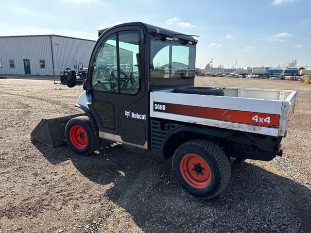 Image of Bobcat Toolcat 5600 equipment image 4