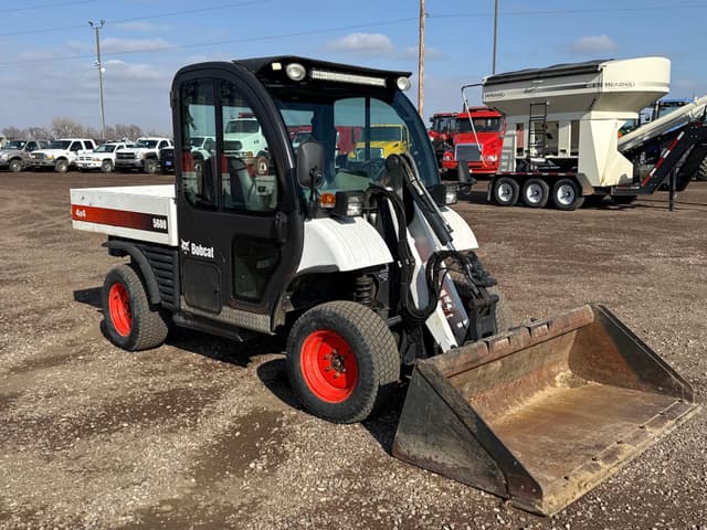 Image of Bobcat Toolcat 5600 equipment image 1