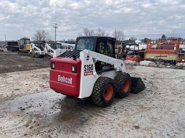 Image of Bobcat S160 equipment image 3