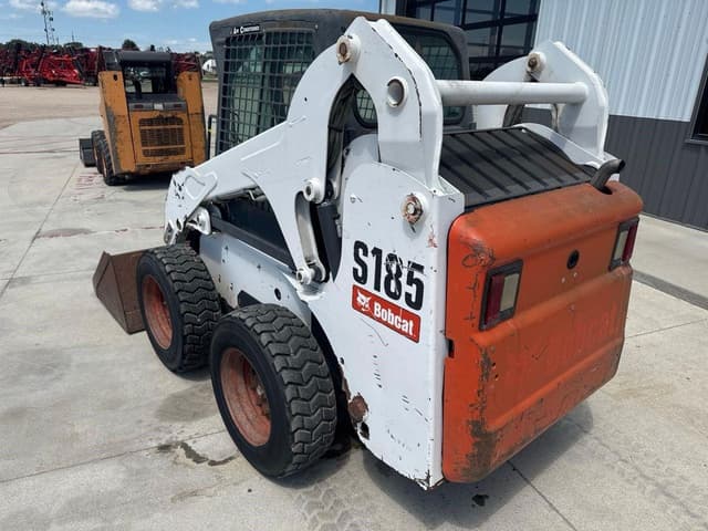 Image of Bobcat S185 equipment image 1