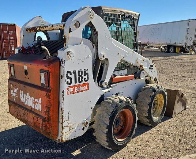 Image of Bobcat S185 equipment image 4