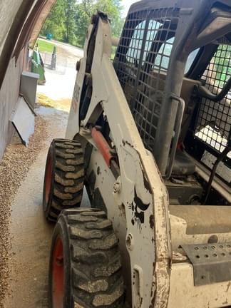 Image of Bobcat S205 equipment image 4