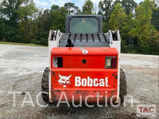 Image of Bobcat S220 equipment image 3