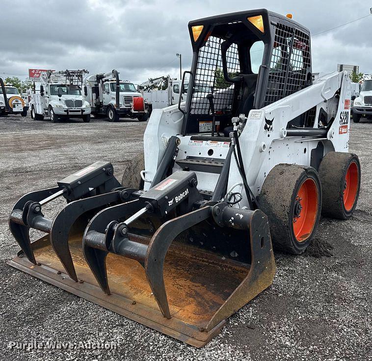 Image of Bobcat S220 Primary image