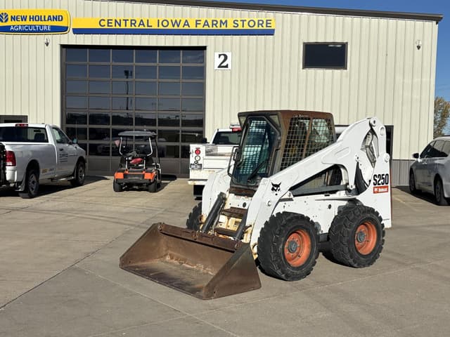 Image of Bobcat S250 equipment image 1