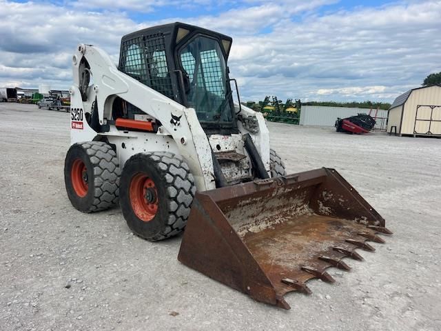 2007 Bobcat S250 Equipment Image0