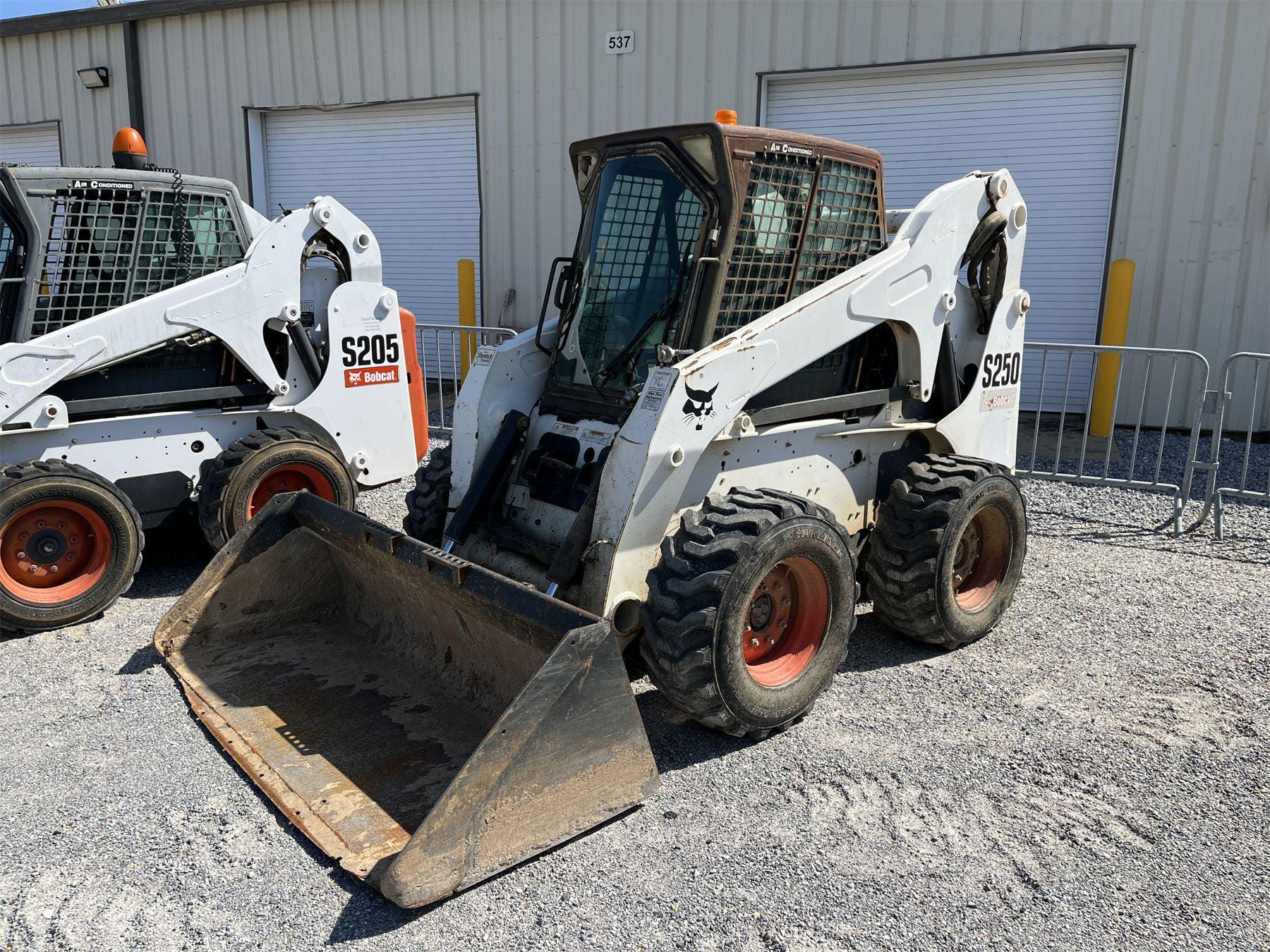 Main image Bobcat S250