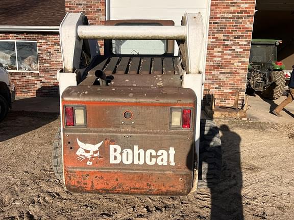 Image of Bobcat S300 equipment image 3