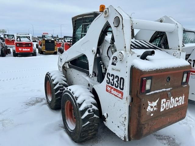 Image of Bobcat S330 equipment image 2