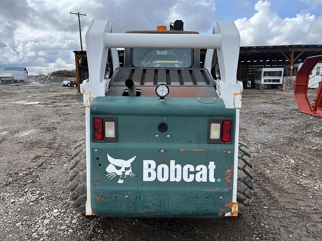 Image of Bobcat S330 equipment image 3