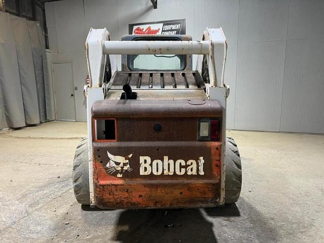 Image of Bobcat S330 equipment image 3