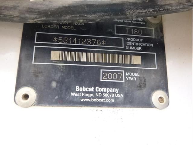 Image of Bobcat T180 equipment image 4