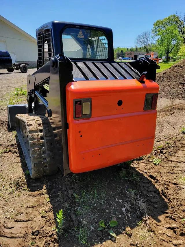 Image of Bobcat T180 equipment image 2