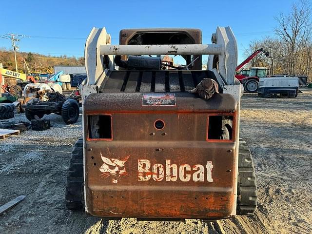 Image of Bobcat T190 equipment image 3