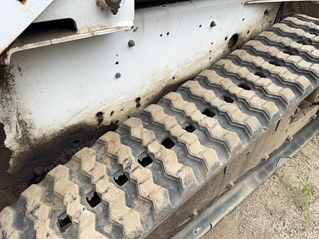 Image of Bobcat T190 equipment image 3